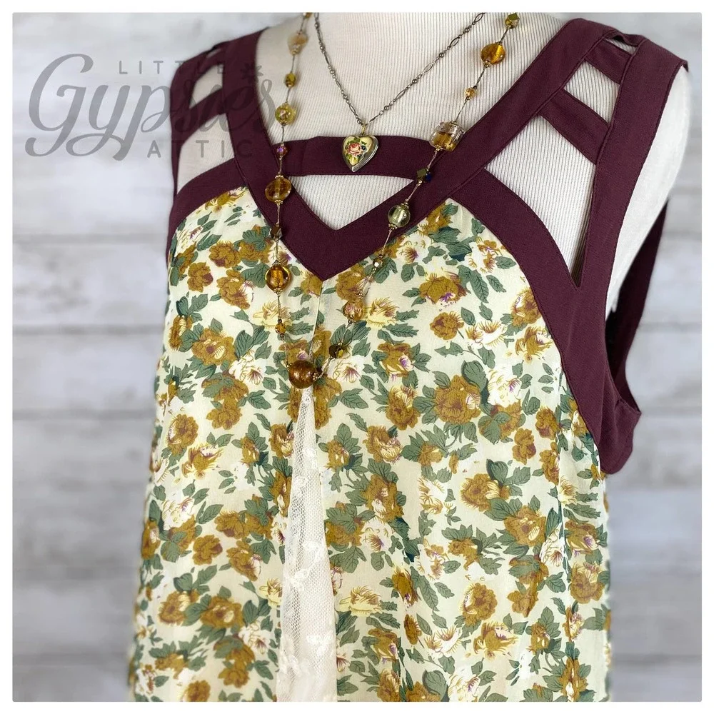 Ryu 70s Cage Flowers and Lace Midi Dress - Picture 2 of 12